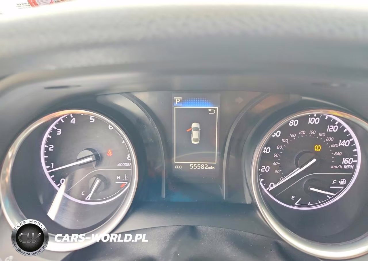 2018 Toyota Camry Se VIN:4T1B11HKXJU039637 - 9