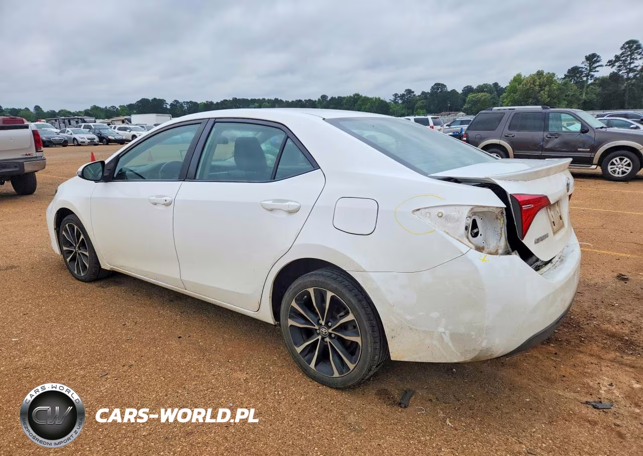 2019 Toyota Corolla Se VIN:2T1BURHE1KC240040 - 2