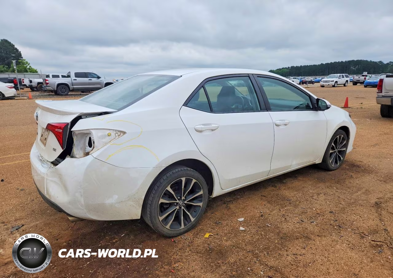 2019 Toyota Corolla Se VIN:2T1BURHE1KC240040 - 3