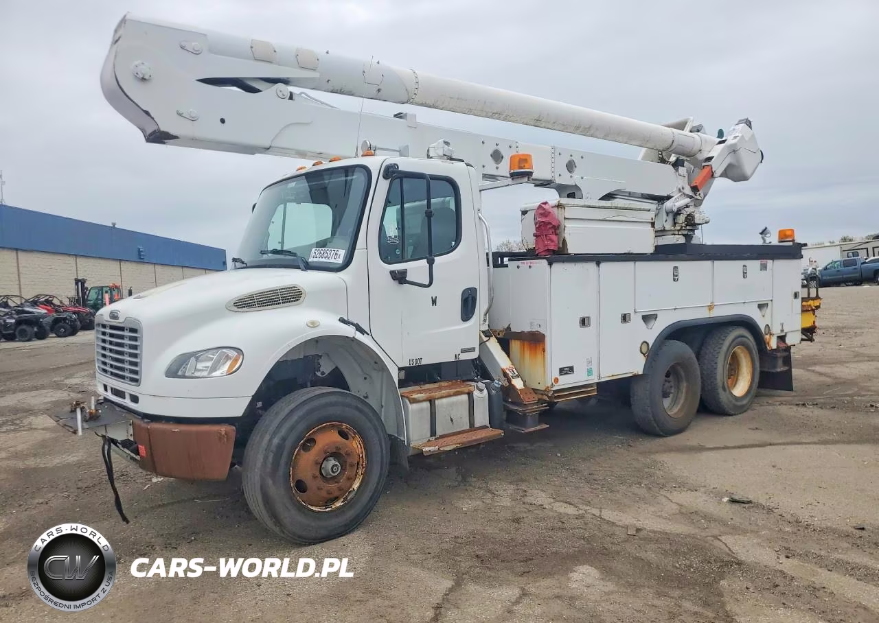 2011 Freightliner Business Class M2 Bucket Truck
