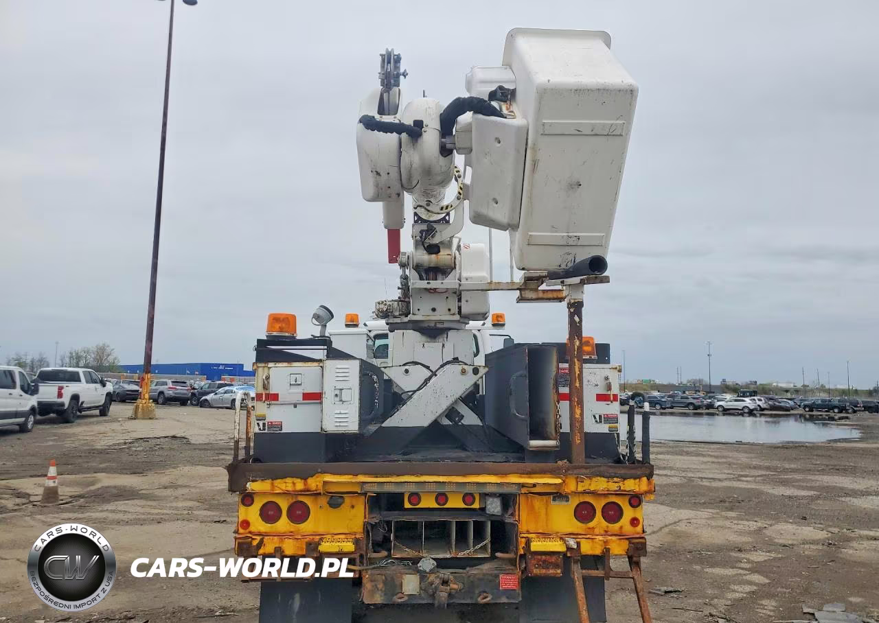 2011 Freightliner Business Class M2 Bucket Truck VIN:1FVHCYBS4BDAX9473 - 6