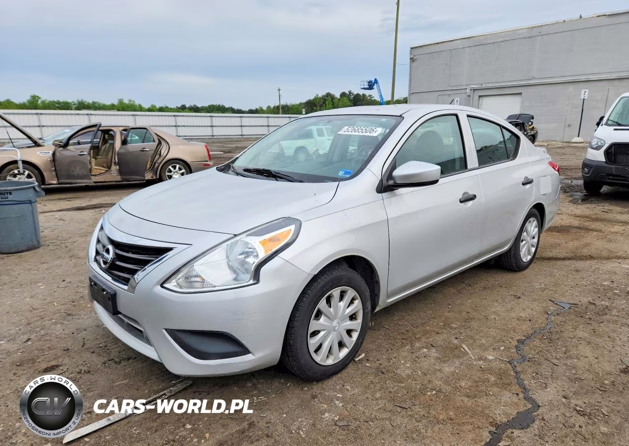 2016 Nissan Versa 1.6 S Plus