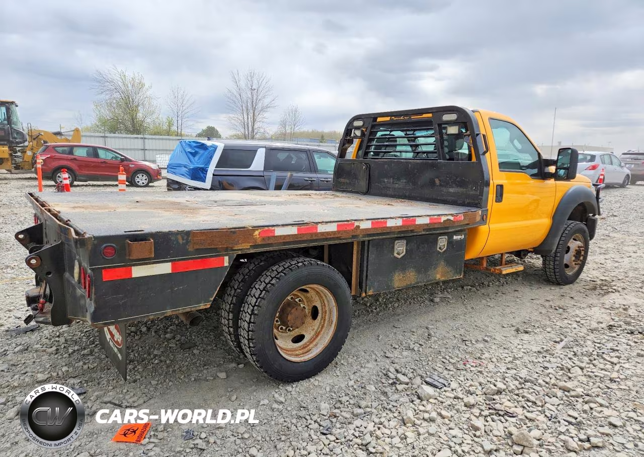 2014 Ford F550 Super Duty VIN:1FDUF5HY4EEA62420 - 3