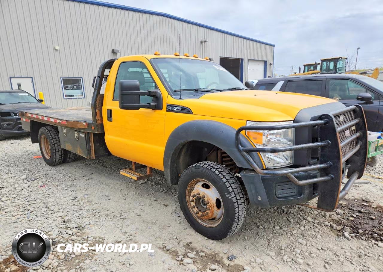 2014 Ford F550 Super Duty VIN:1FDUF5HY4EEA62420 - 4