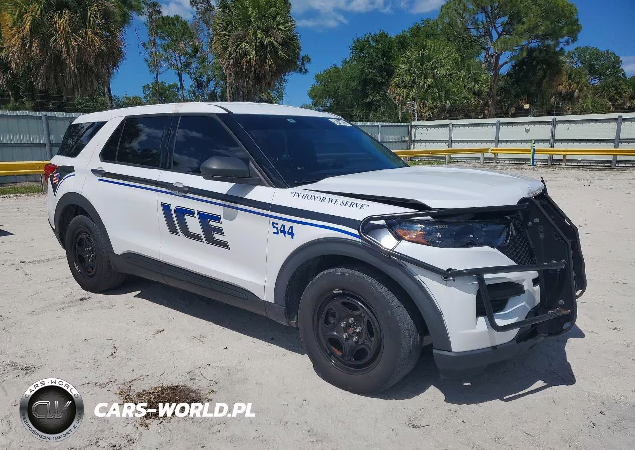 2022 Ford Explorer Police Interceptor VIN:1FM5K8AB7NGA41248 - 4