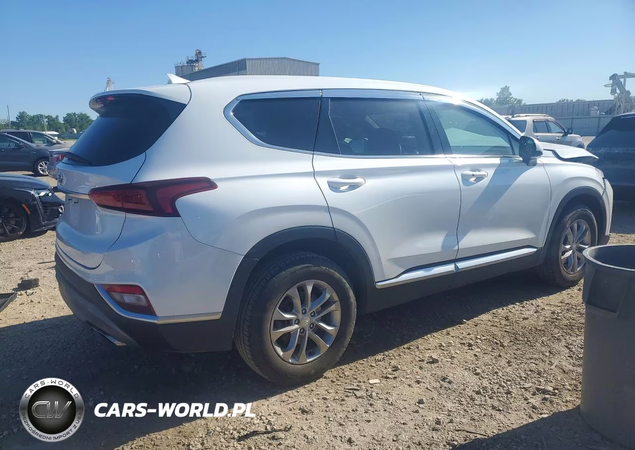 2019 Hyundai Santa Fe VIN:5NMS33AD5KH055792 - 3
