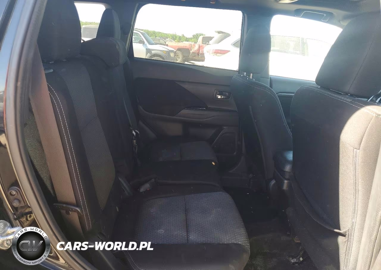 2018 Mitsubishi Outlander Se VIN:JA4AD3A30JZ060757 - 11