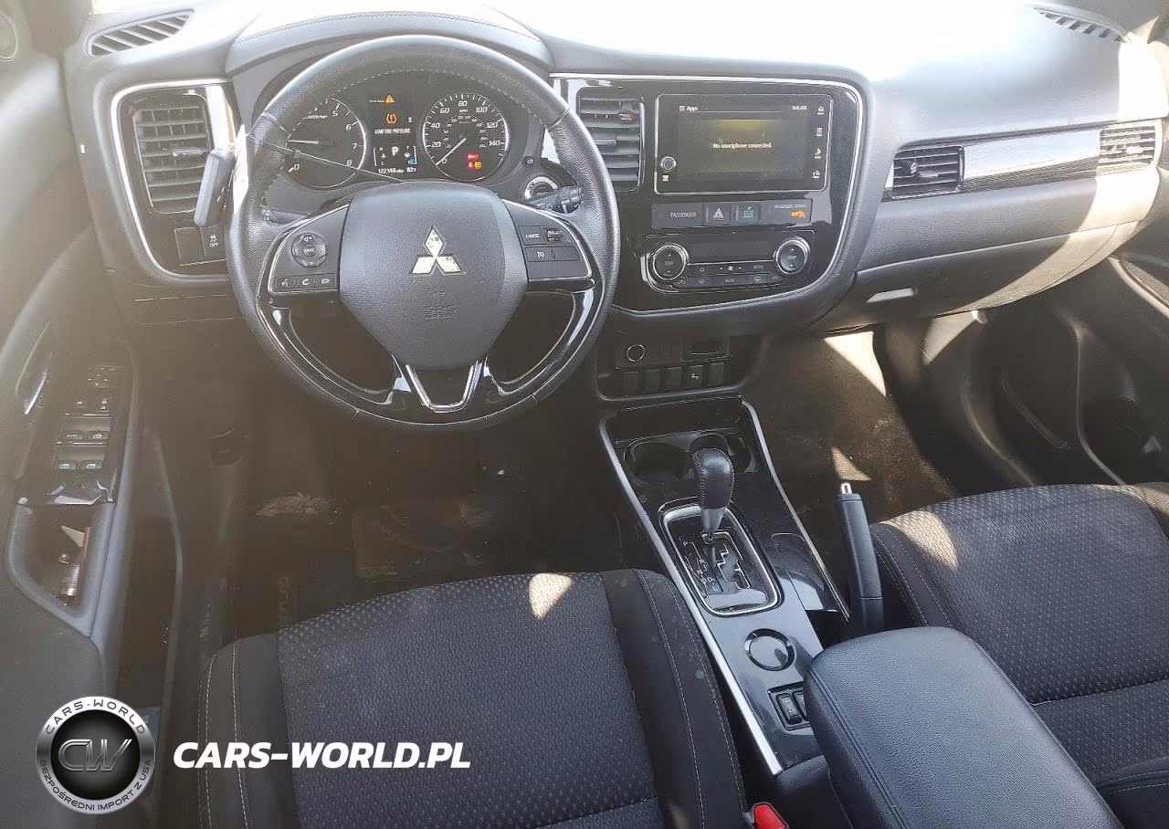 2018 Mitsubishi Outlander Se VIN:JA4AD3A30JZ060757 - 8