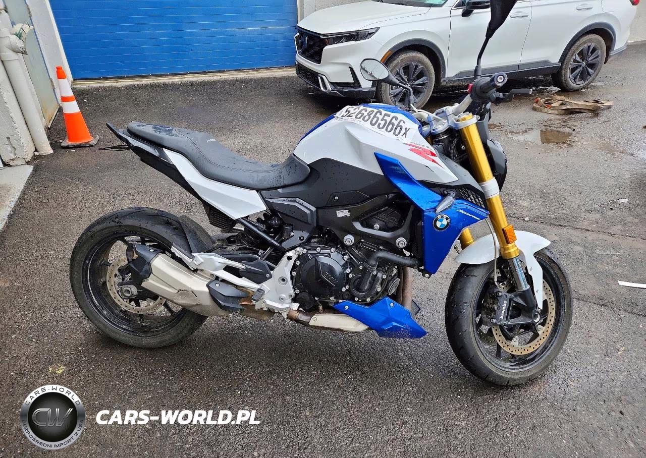 2023 BMW F 900 R