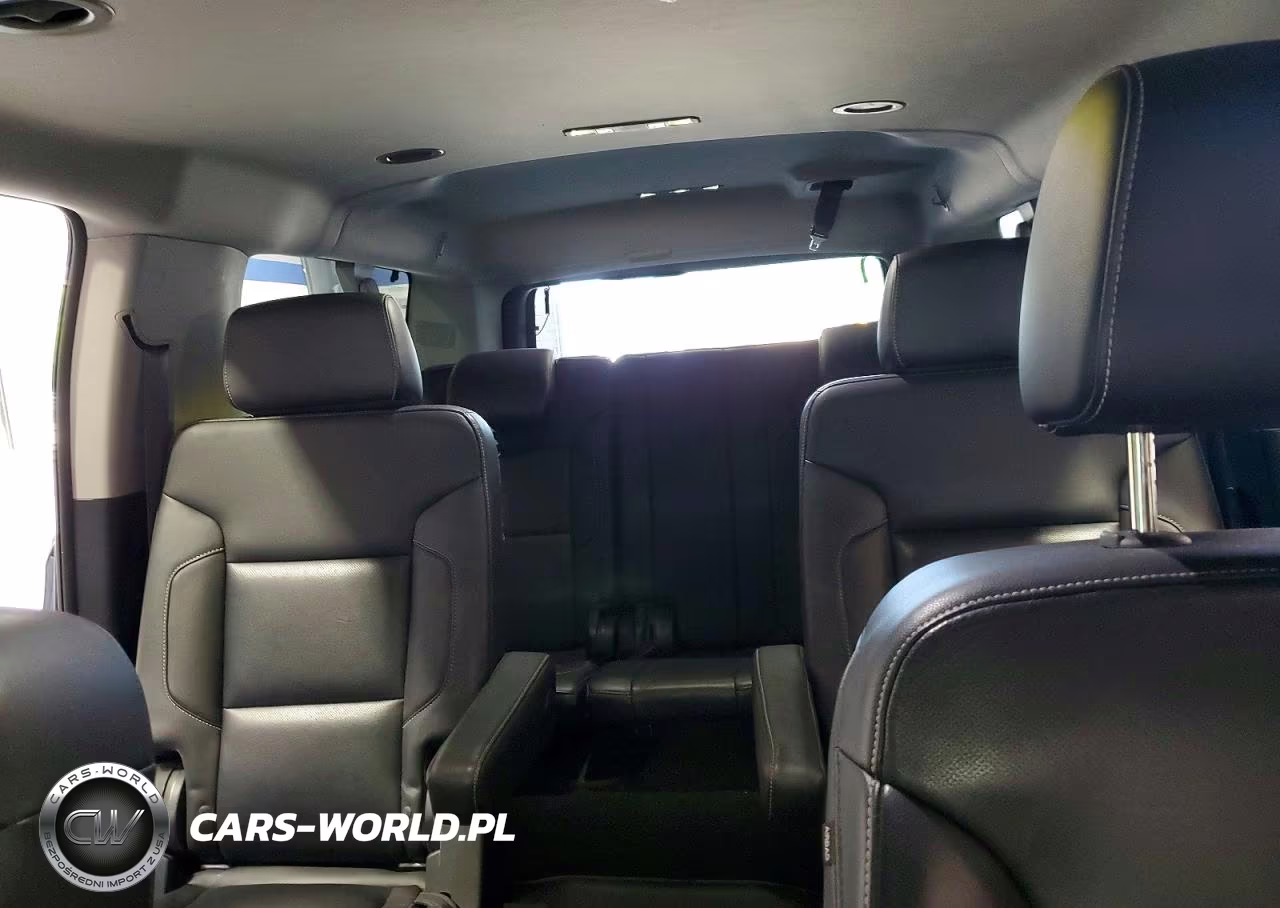 2017 Chevrolet Suburban C1500 Premier VIN:1GNSCJKC3HR149269 - 10