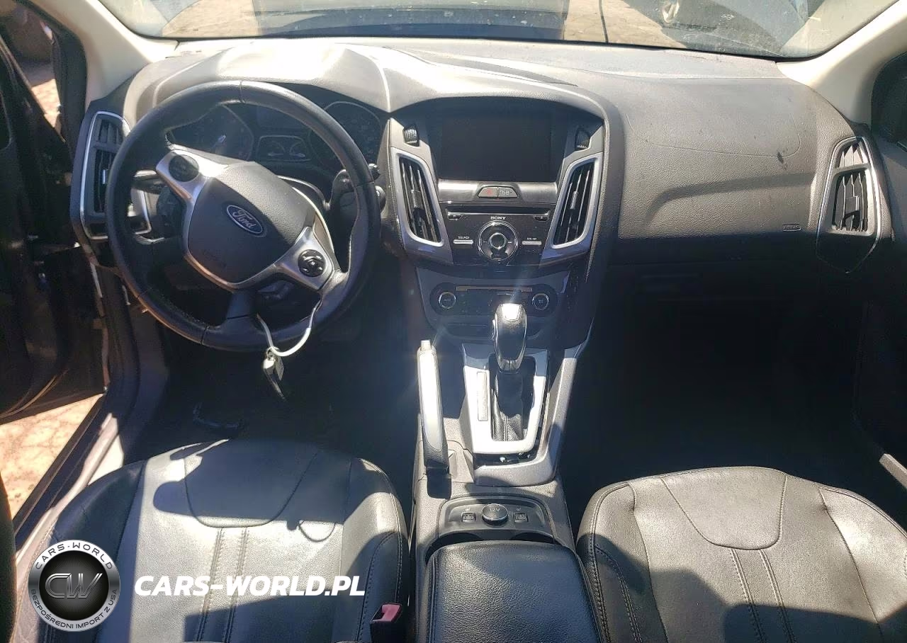 2013 Ford Focus Titanium VIN:1FADP3N27DL103466 - 8