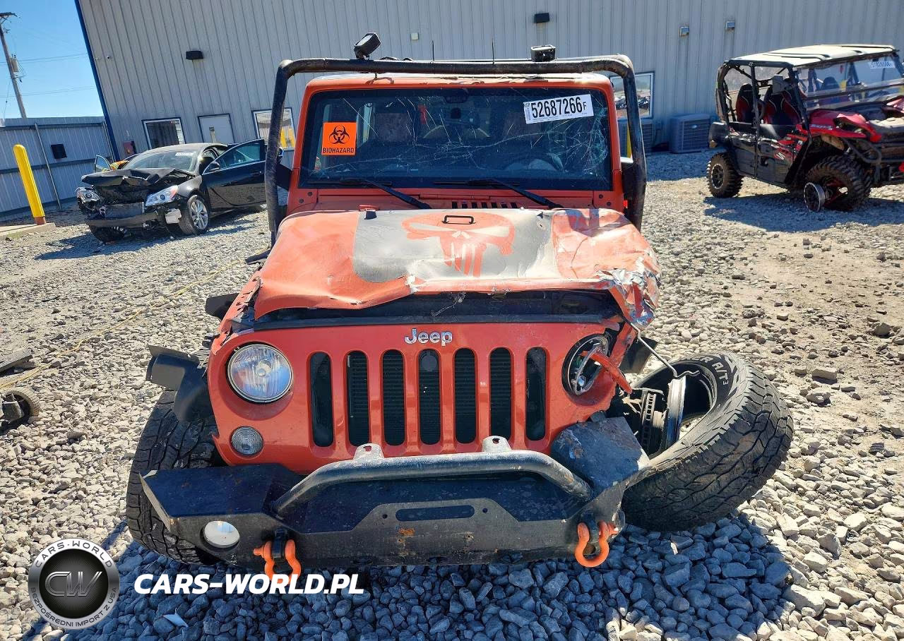 2015 Jeep Wrangler Unlimited Rubicon VIN:1C4BJWFG1FL682066 - 5