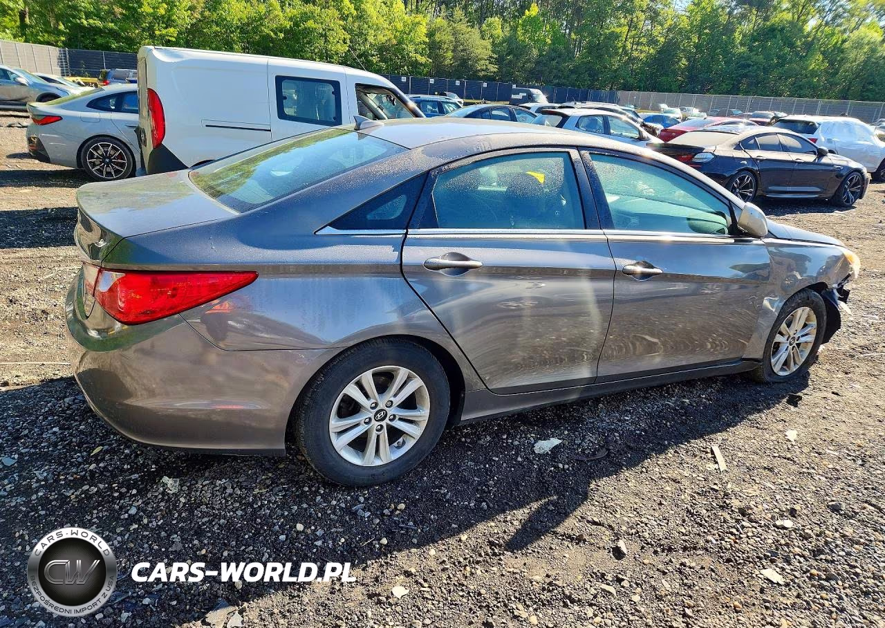 2013 Hyundai Sonata Gls VIN:5NPEB4AC6DH798450 - 3