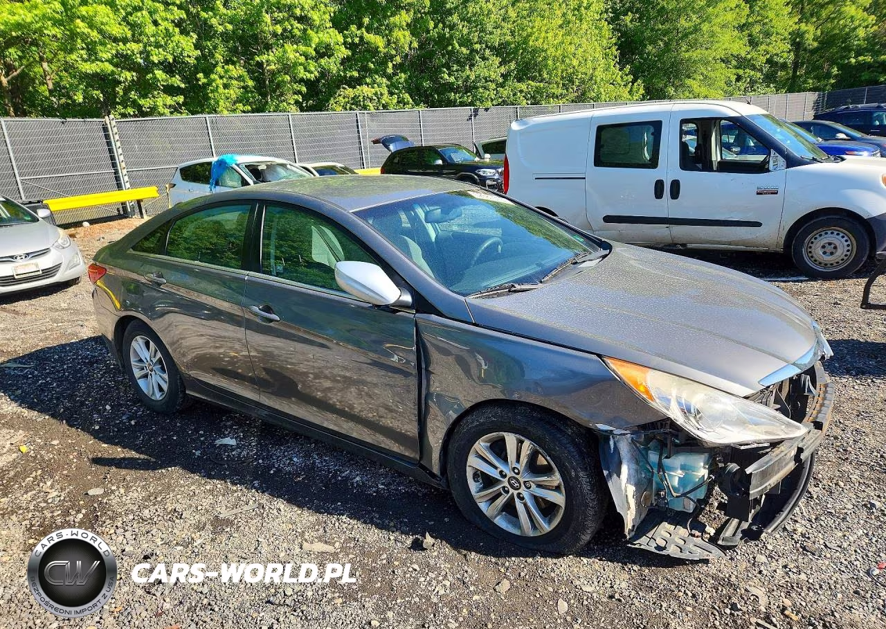 2013 Hyundai Sonata Gls VIN:5NPEB4AC6DH798450 - 4