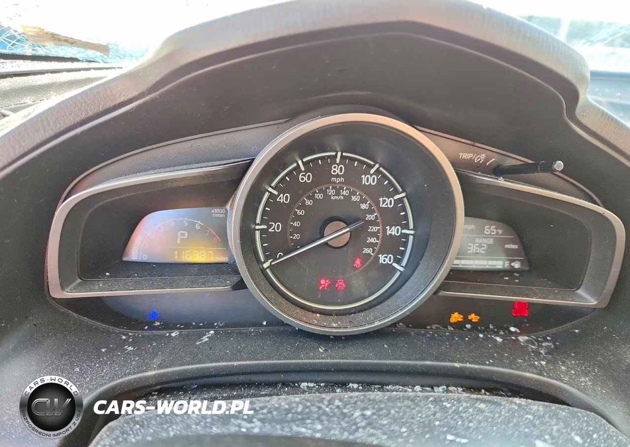 2018 Mazda 3 VIN:3MZBN1U74JM245791 - 9