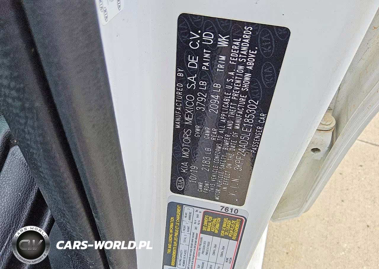 2020 Kia Forte Lxs VIN:3KPF24AD5LE185302 - 12