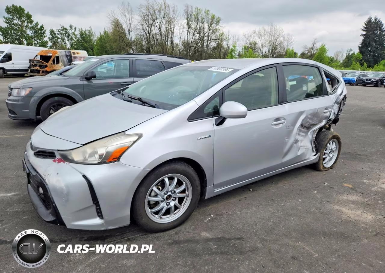 2016 Toyota Prius V Two – zdjęcie 1 z 12