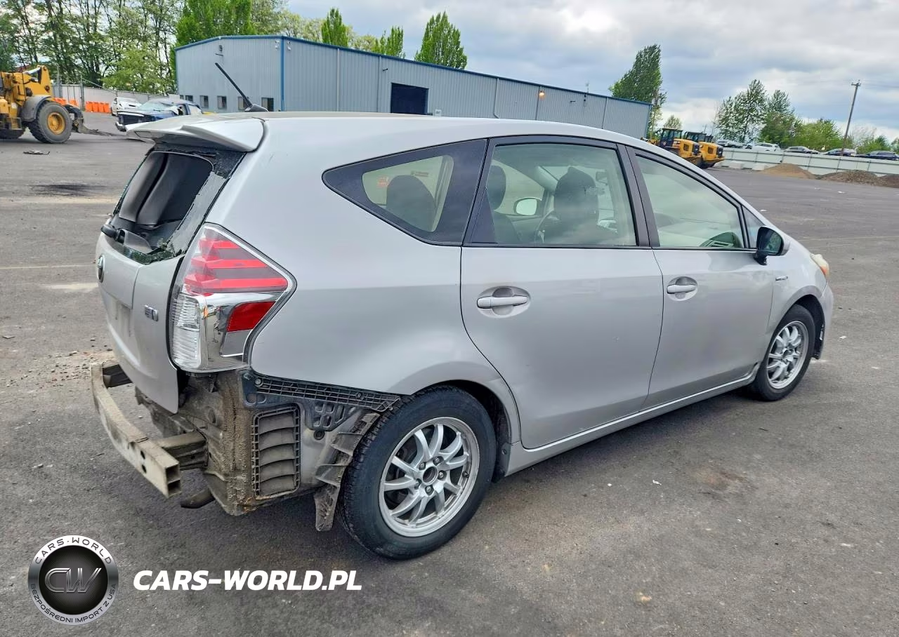 2016 Toyota Prius V Two VIN:JTDZN3EU2GJ046200 - 3