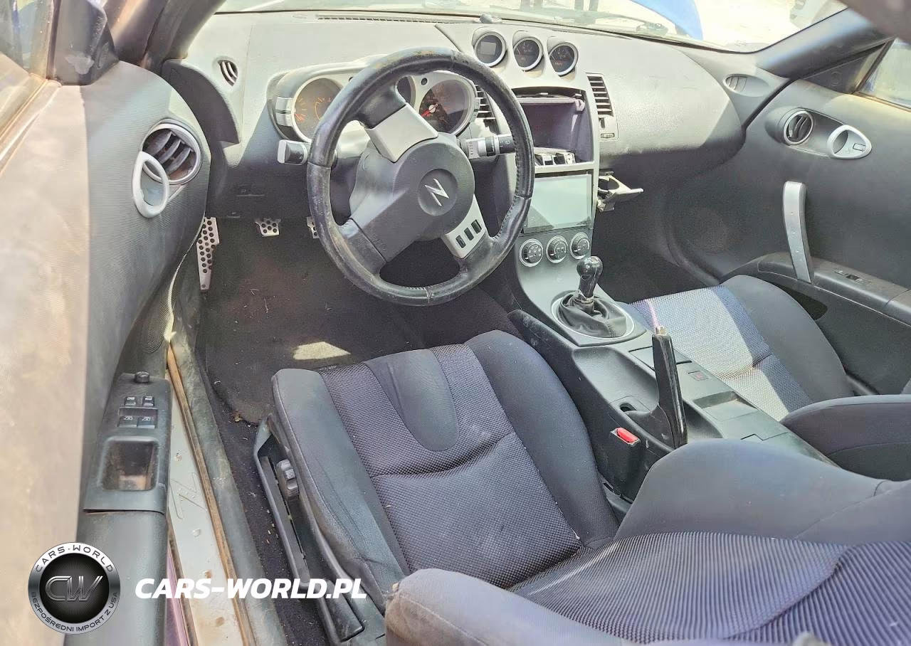 2004 Nissan 350Z Coupe VIN:JN1AZ34DX4T152674 - 8