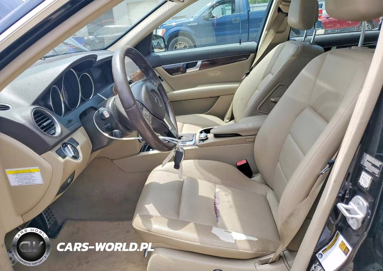 2014 Mercedes-Benz C 300 4Matic VIN:WDDGF8AB8EA933406 - 7