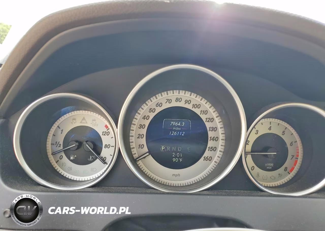 2014 Mercedes-Benz C 300 4Matic VIN:WDDGF8AB8EA933406 - 9