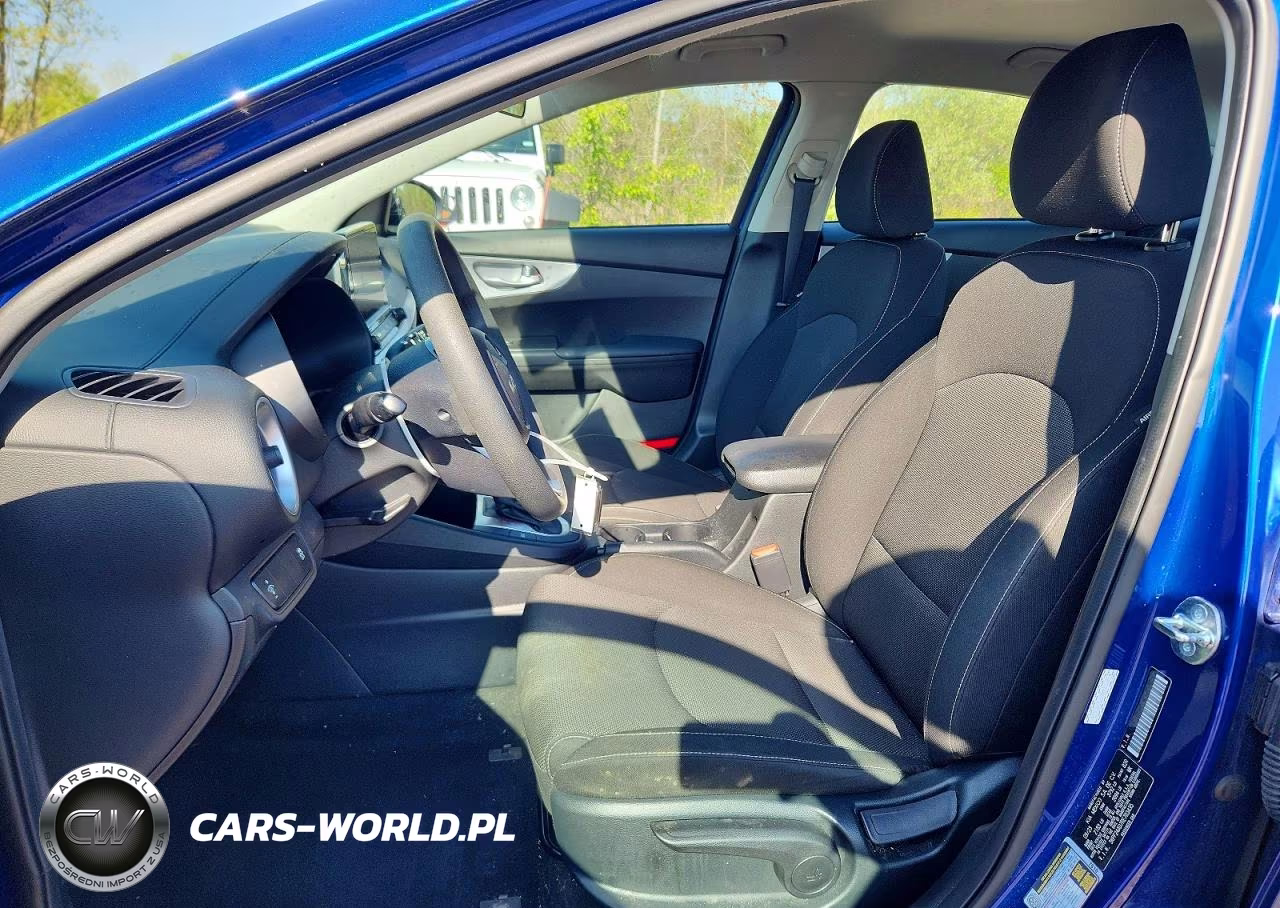 2024 Kia Forte Lxs VIN:3KPF24AD7RE703435 - 7