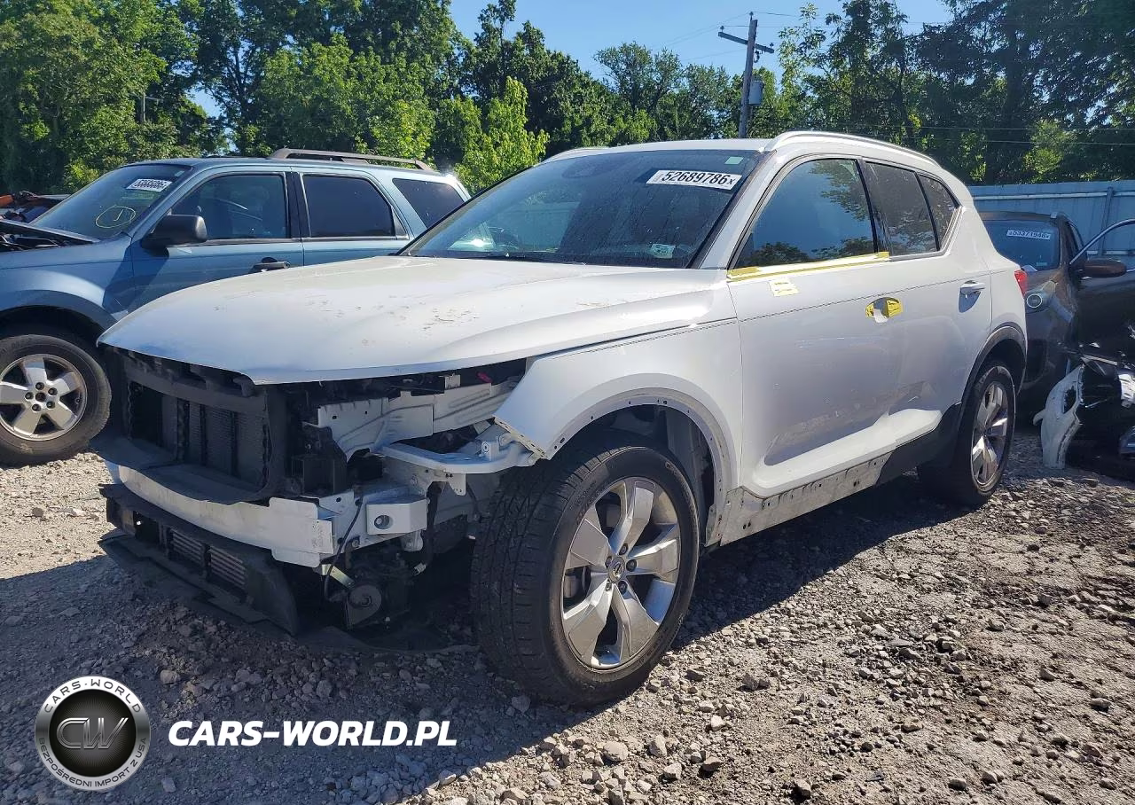 2020 Volvo Xc40 T5 Momentum