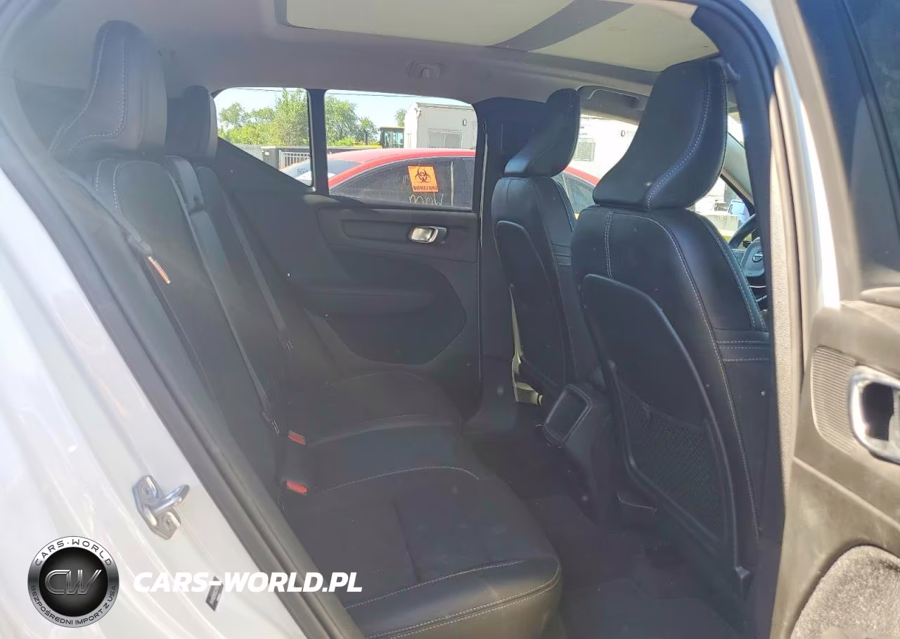 2020 Volvo Xc40 T5 Momentum VIN:YV4162UK0L2176675 - 10