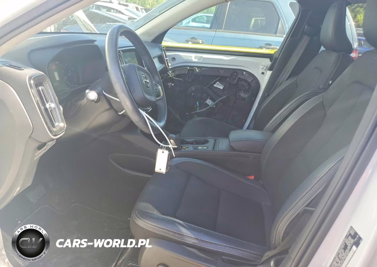 2020 Volvo Xc40 T5 Momentum VIN:YV4162UK0L2176675 - 7