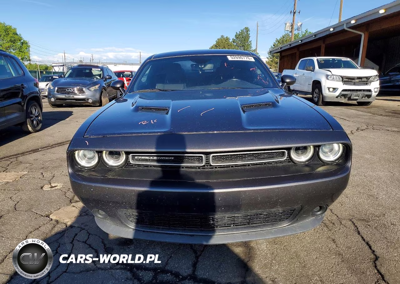 2018 Dodge Challenger Sxt VIN:2C3CDZAG1JH246364 - 5