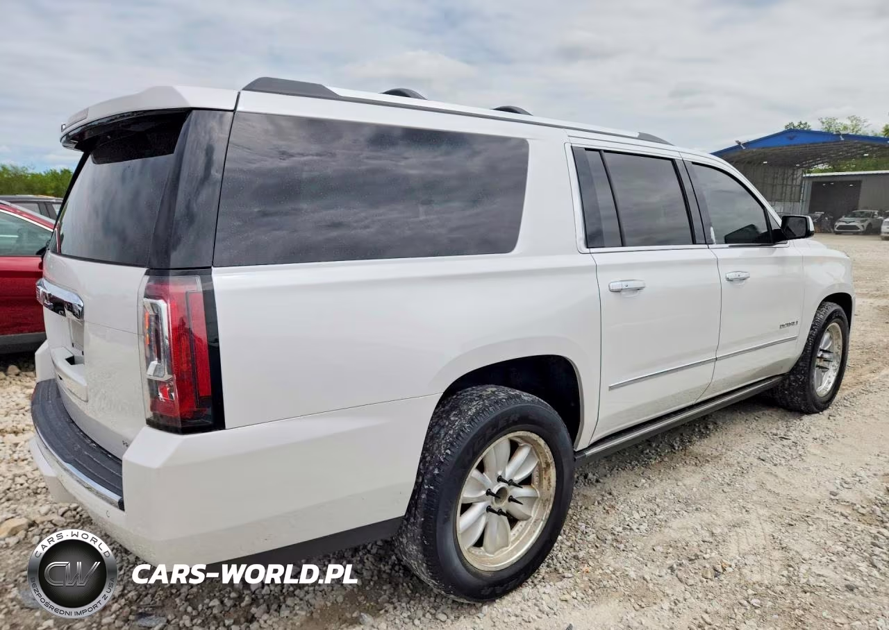 2017 GMC Yukon Xl Denali VIN:1GKS2HKJ5HR335662 - 3