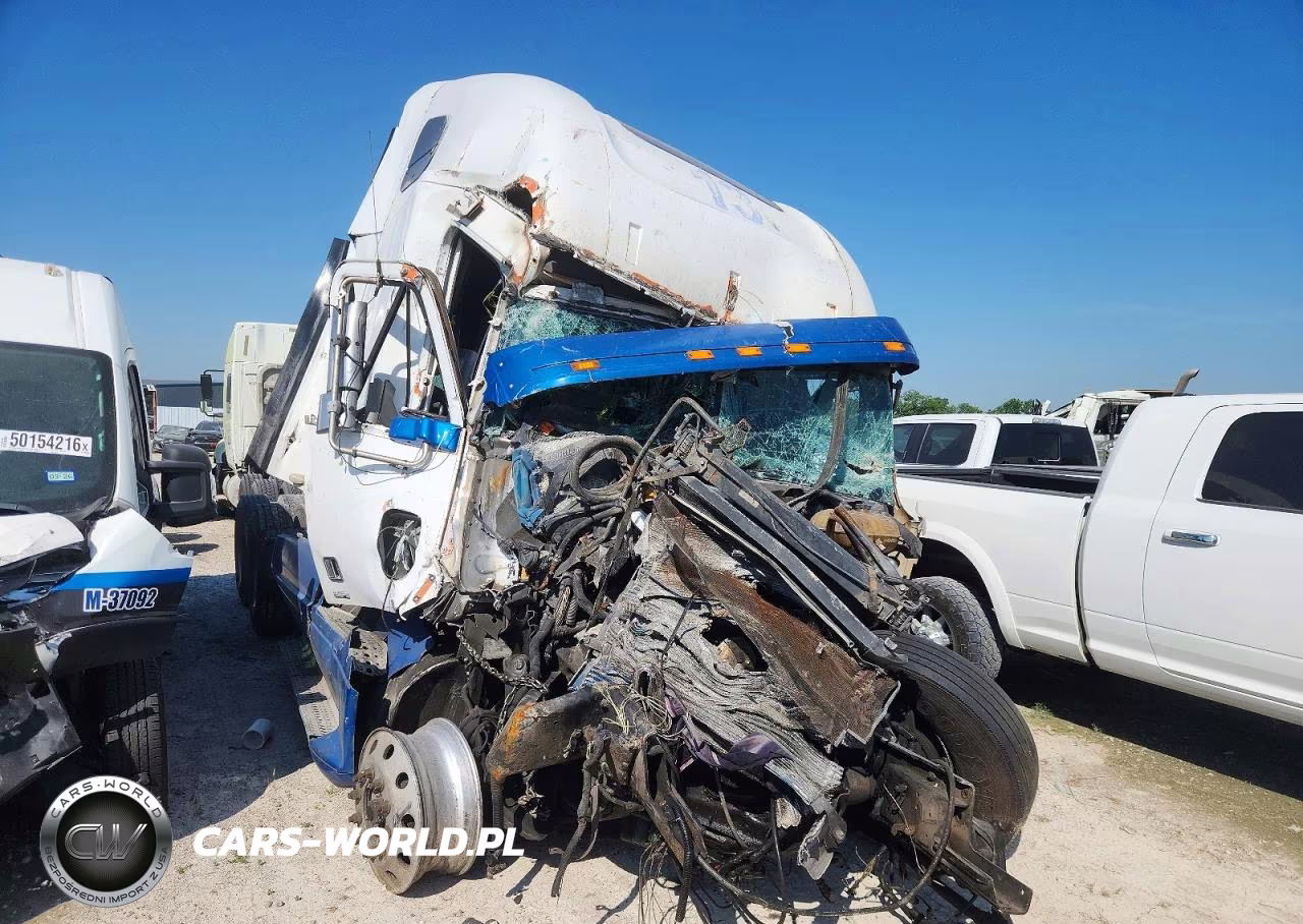 2002 Freightliner Columbia 120 Semi Truck