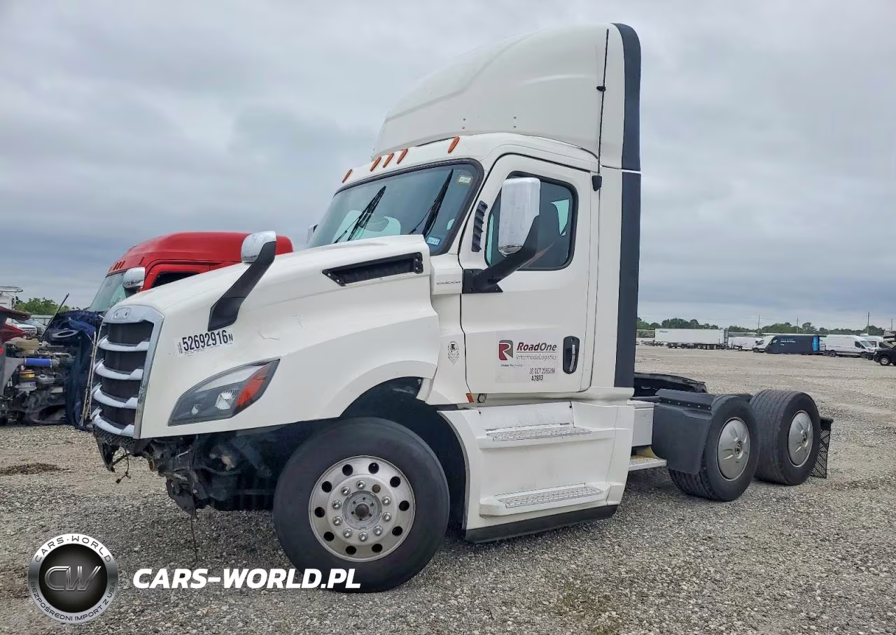 2018 Freightliner Cascadia 126 Semi Truck VIN:3AKJHLDV9JSJL6029 - 2