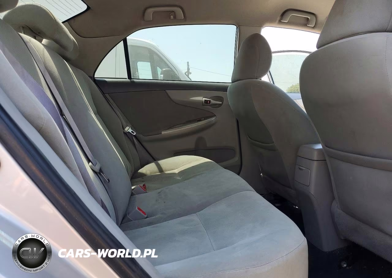 2010 Toyota Corolla Le VIN:1NXBU4EEXAZ256466 - 10