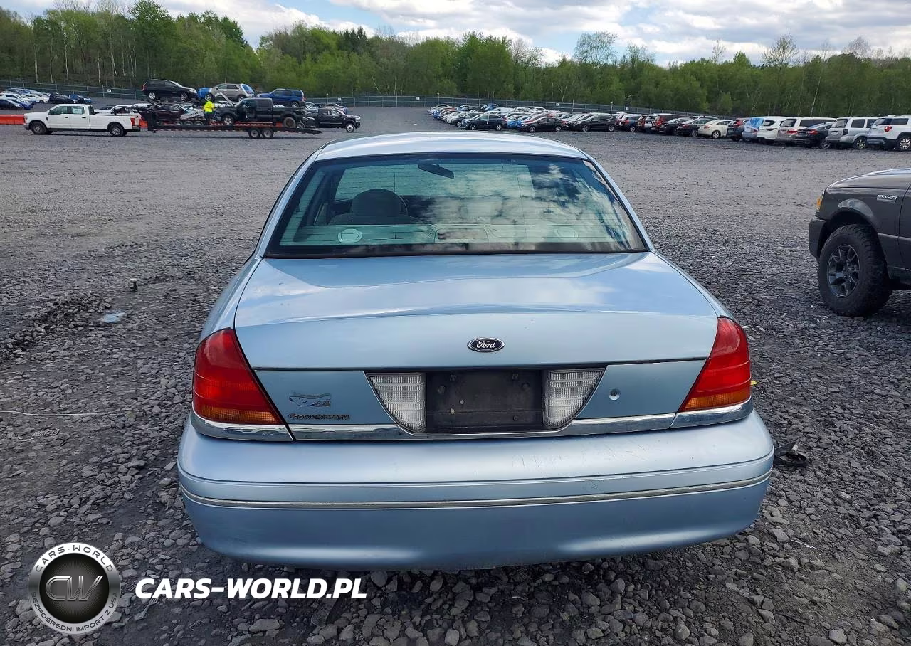 2001 Ford Crown Victoria VIN:2FAFP73W91X104476 - 6