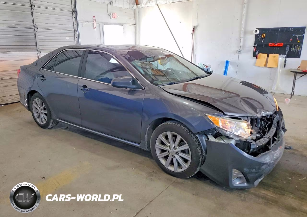 2014 Toyota Camry Xle VIN:4T4BF1FK5ER348187 - 4