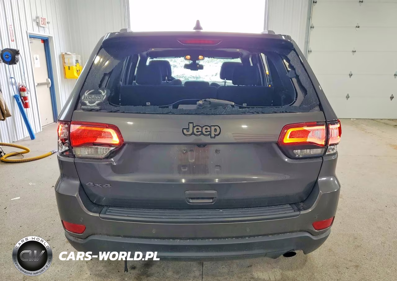 2016 Jeep Grand Cherokee Laredo VIN:1C4RJFAG0GC366942 - 6