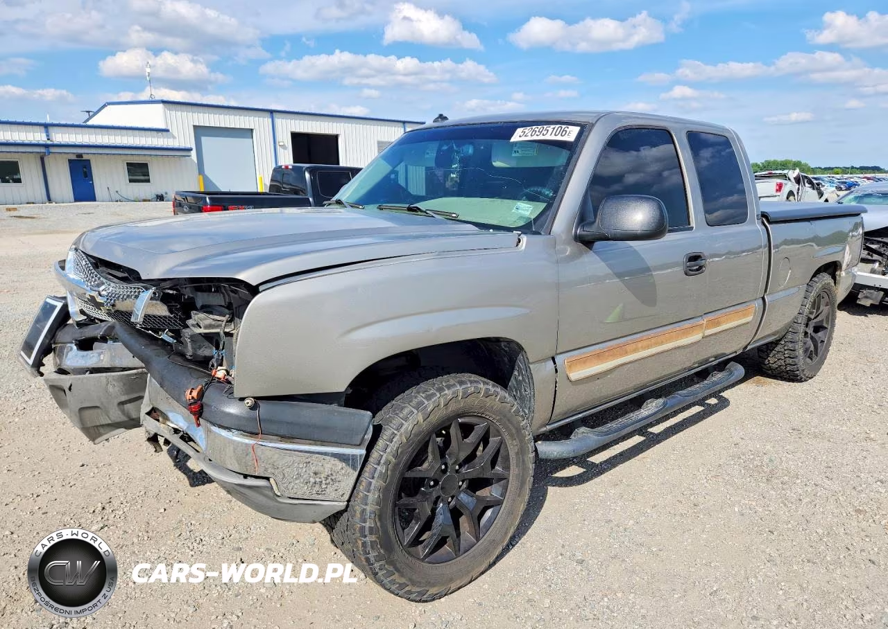 2003 Chevrolet Silverado C1500 – zdjęcie 1 z 12