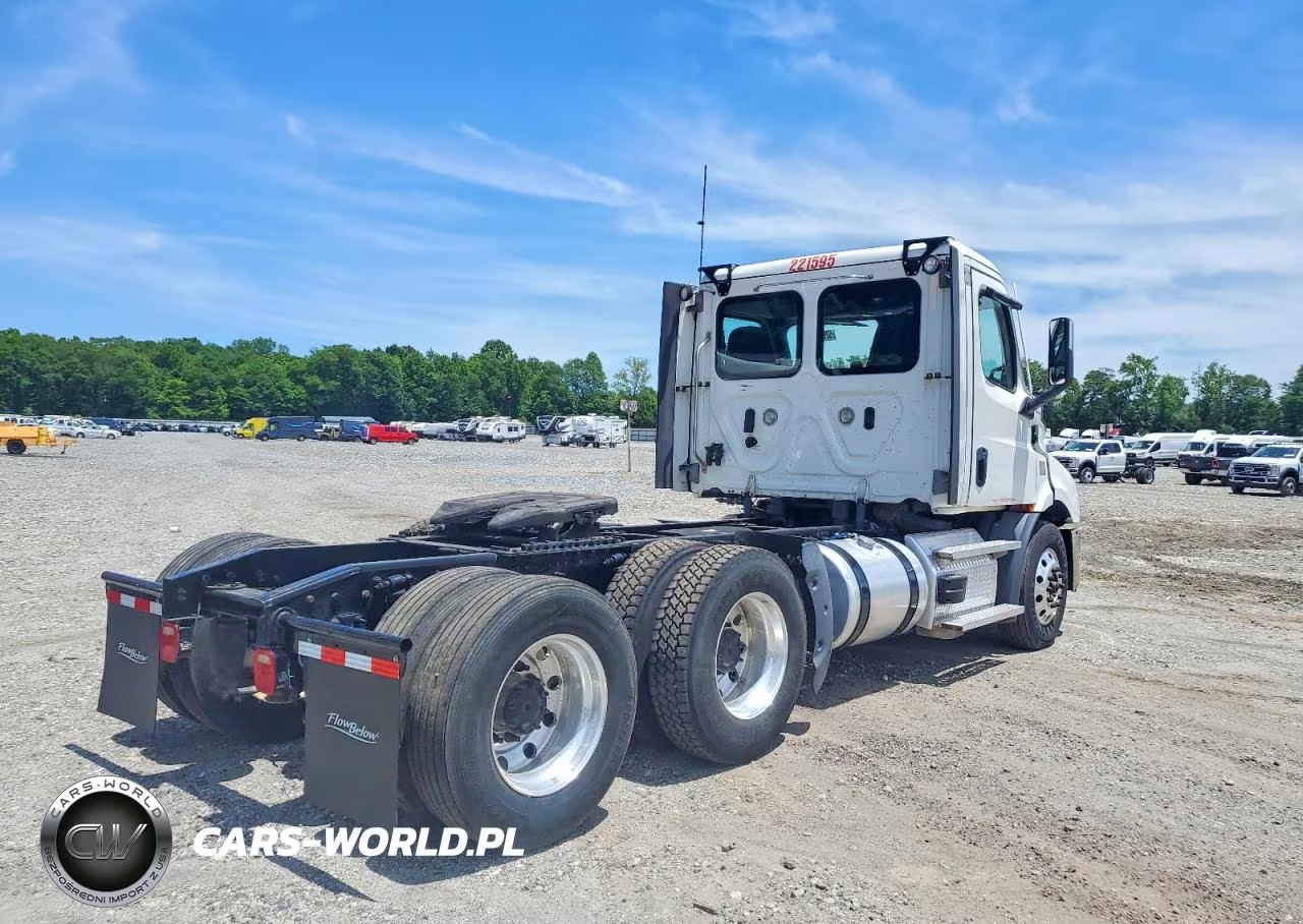 2022 Freightliner Cascadia 116 Semi Truck VIN:3AKJHTDV3NSNE8223 - 4