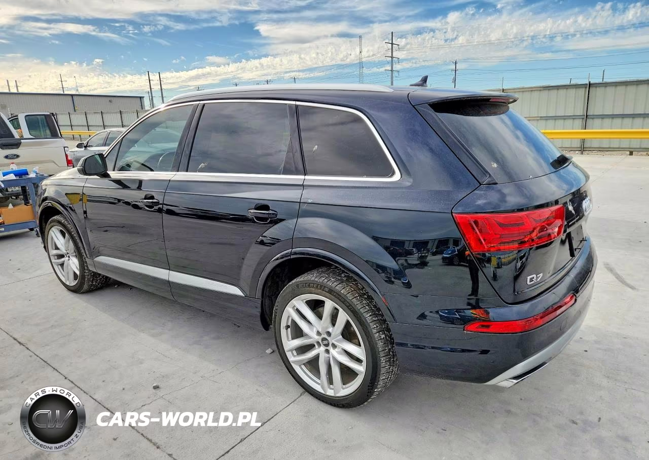 2017 Audi Q7 3.0T Premium VIN:WA1VAAF75HD034866 - 2