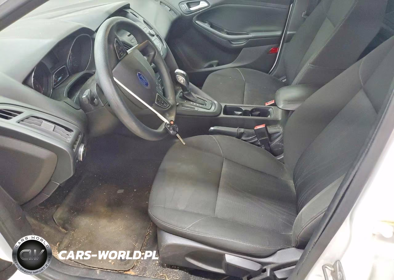 2016 Ford Focus Se VIN:1FADP3K25GL204725 - 7