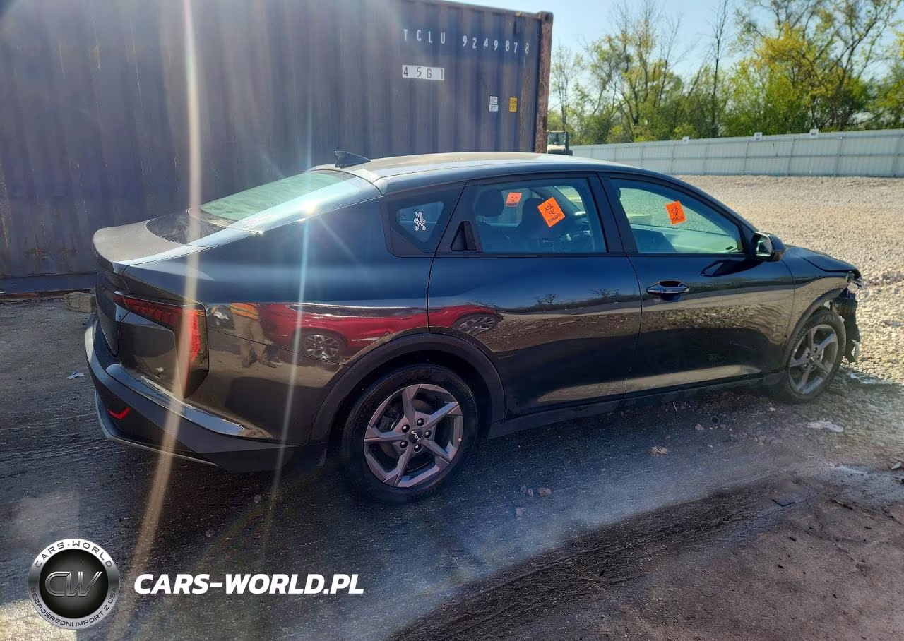 2025 Kia K4 Lxs VIN:3KPFT4DE7SE016480 - 3