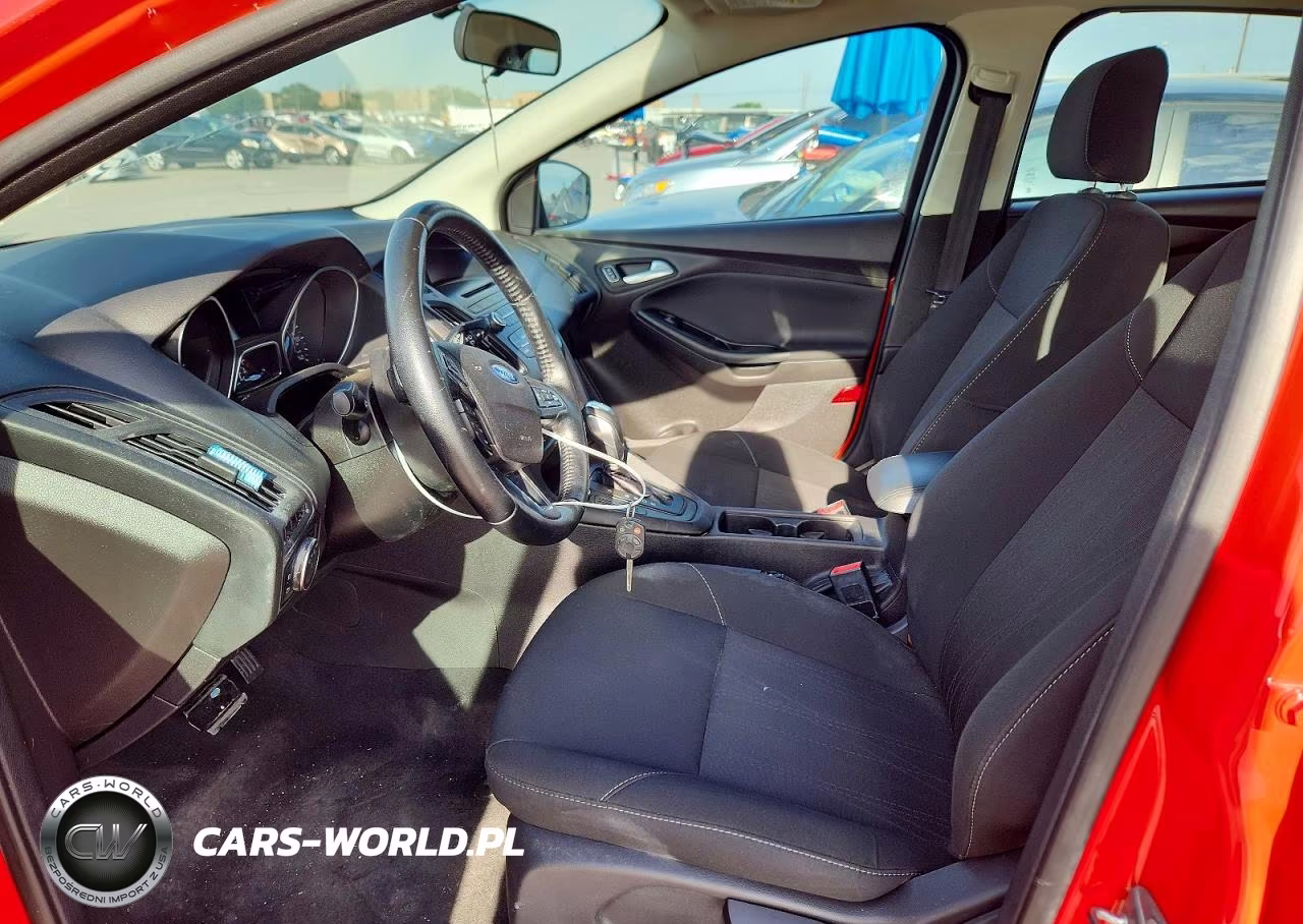 2015 Ford Focus Se VIN:1FADP3K21FL240426 - 7