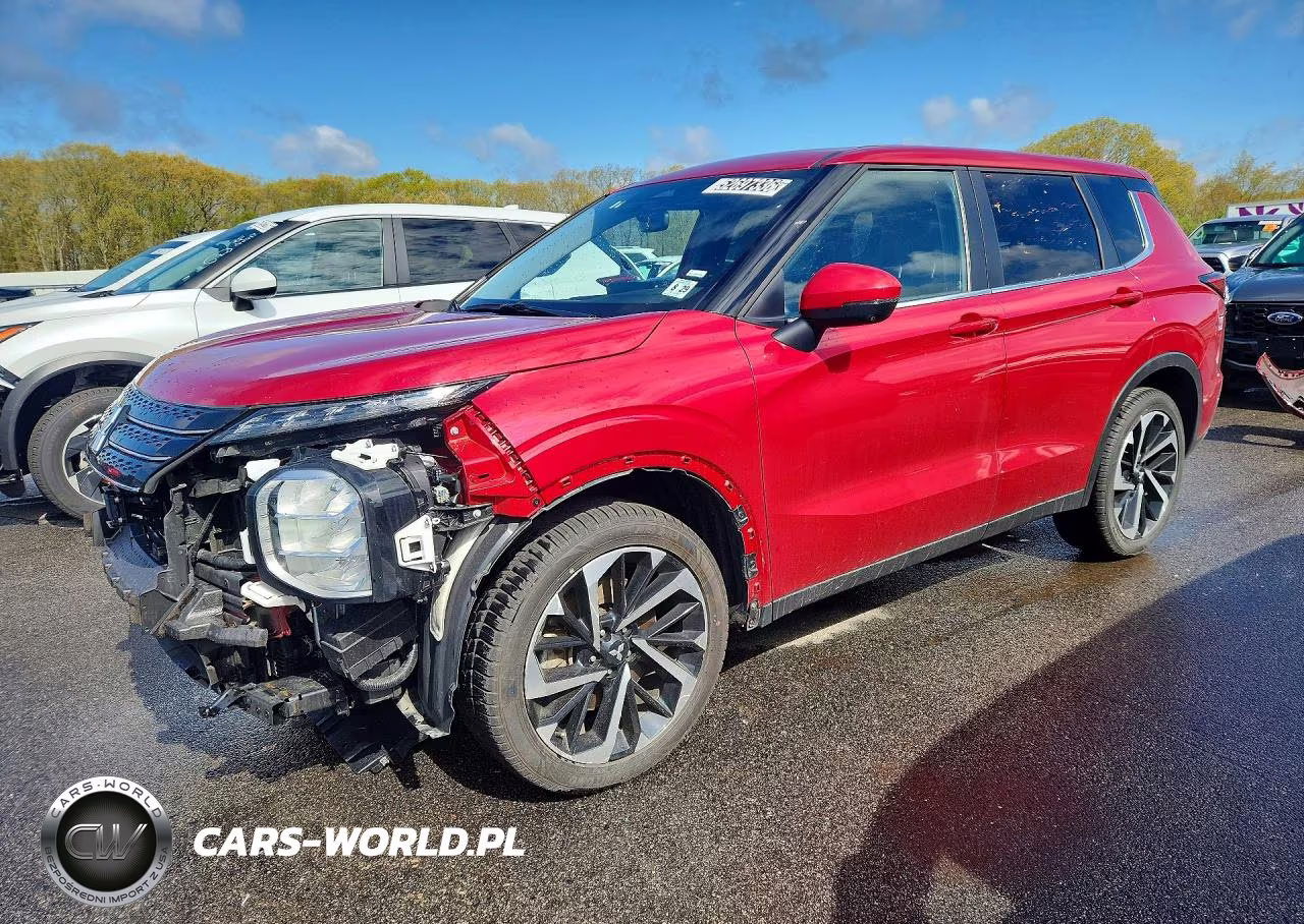 2024 Mitsubishi Outlander Se