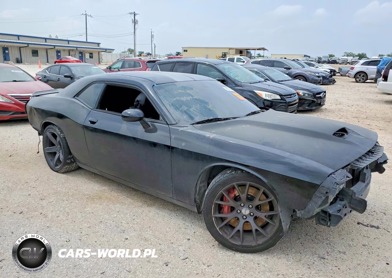 2015 Dodge Challenger Srt 392 VIN:2C3CDZDJ6FH744123 - 4