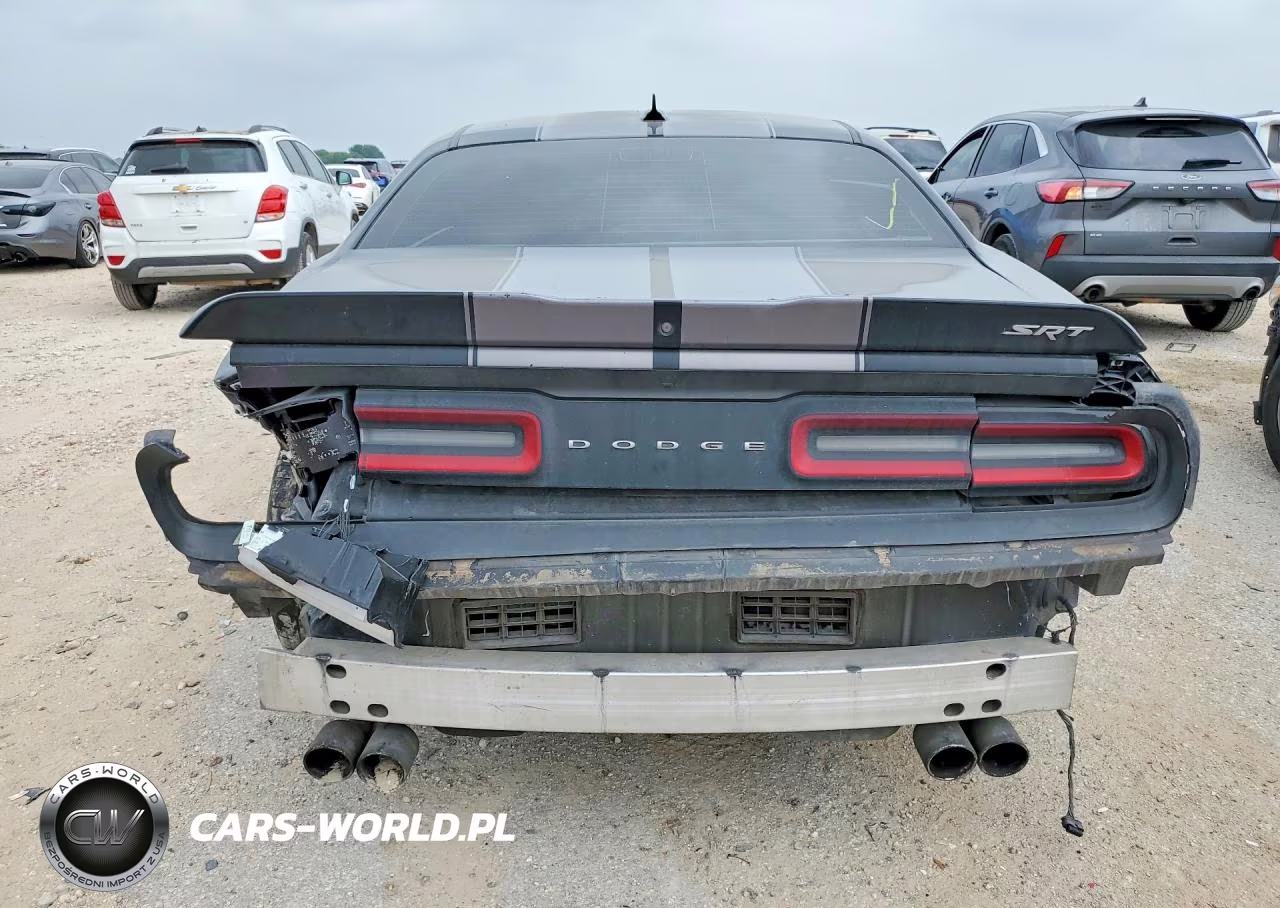 2015 Dodge Challenger Srt 392 VIN:2C3CDZDJ6FH744123 - 6