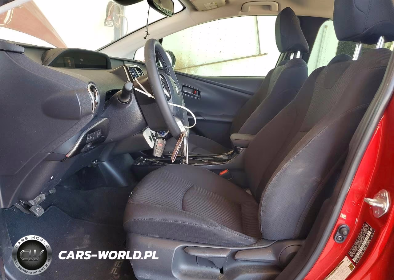 2017 Toyota Prius Three VIN:JTDKARFU1H3534073 - 7