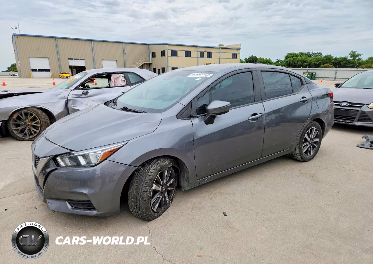 2020 Nissan Versa Sv