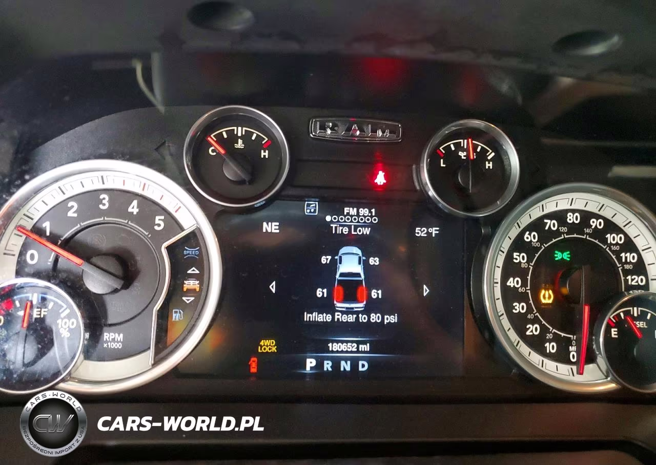2016 Ram 2500 Slt VIN:3C6UR5DL6GG111495 - 9