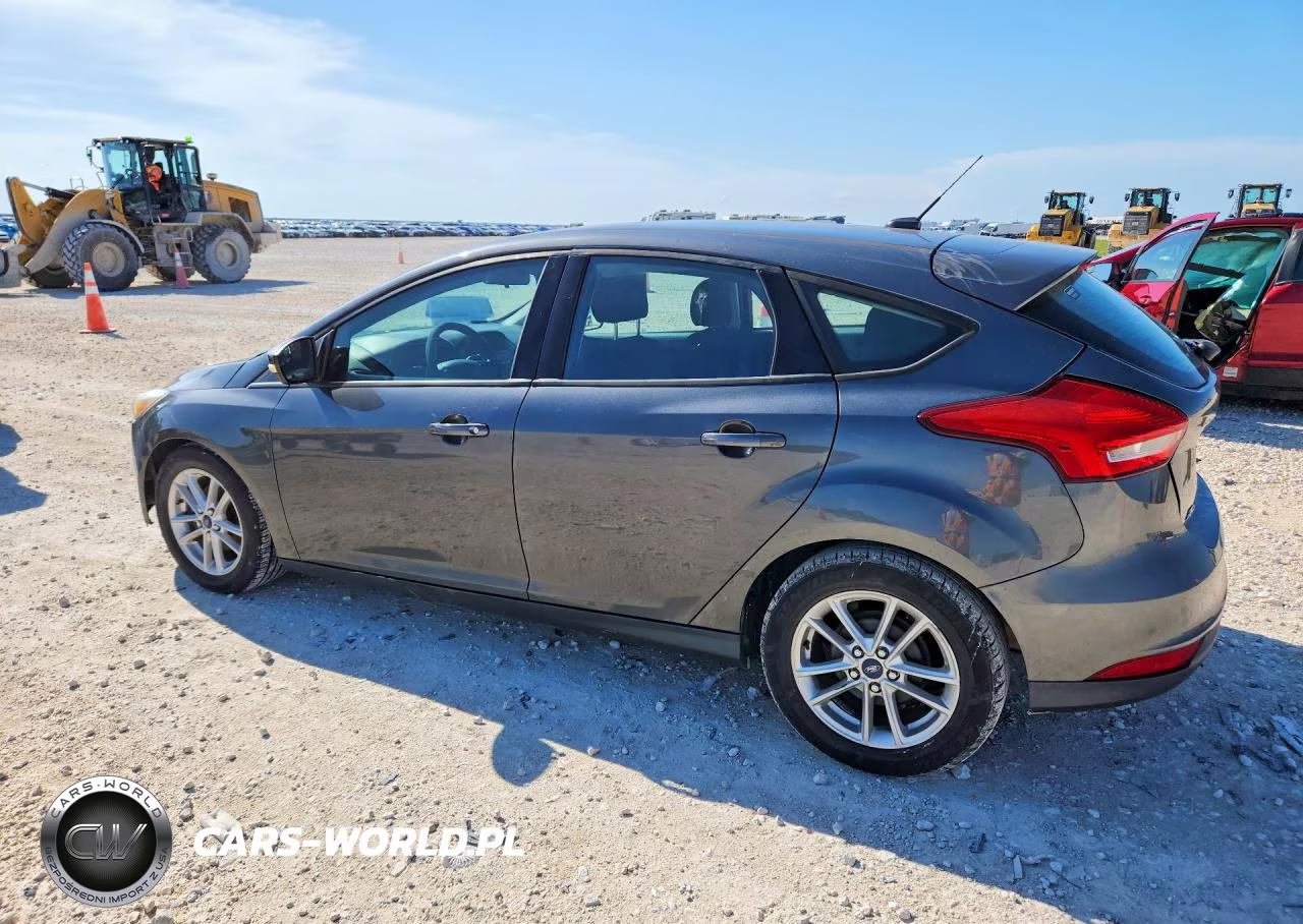 2017 Ford Focus Se VIN:1FADP3K2XHL216192 - 2